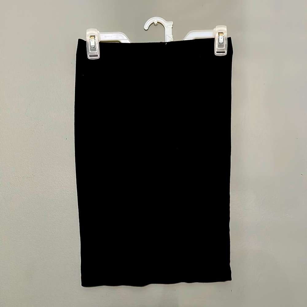Forever21 black pencil skirt